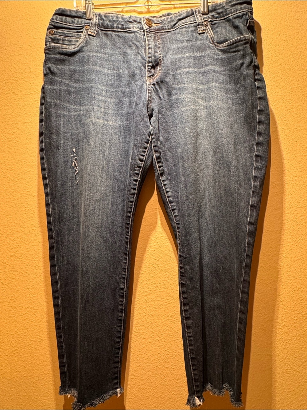 Kut from the Kloth - Plus Size - Distressed "Katy" Boyfriend Jeans - Size 18w